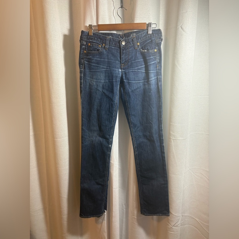 J. Crew Matchstick Low Rise Distressed‎ Straight Leg Jeans 27R 0331